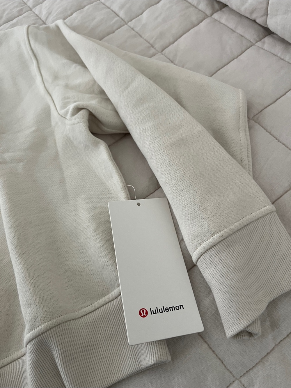NWT Lululemon athletica Crewneck Sweater in Cream - Picture 3 of 10